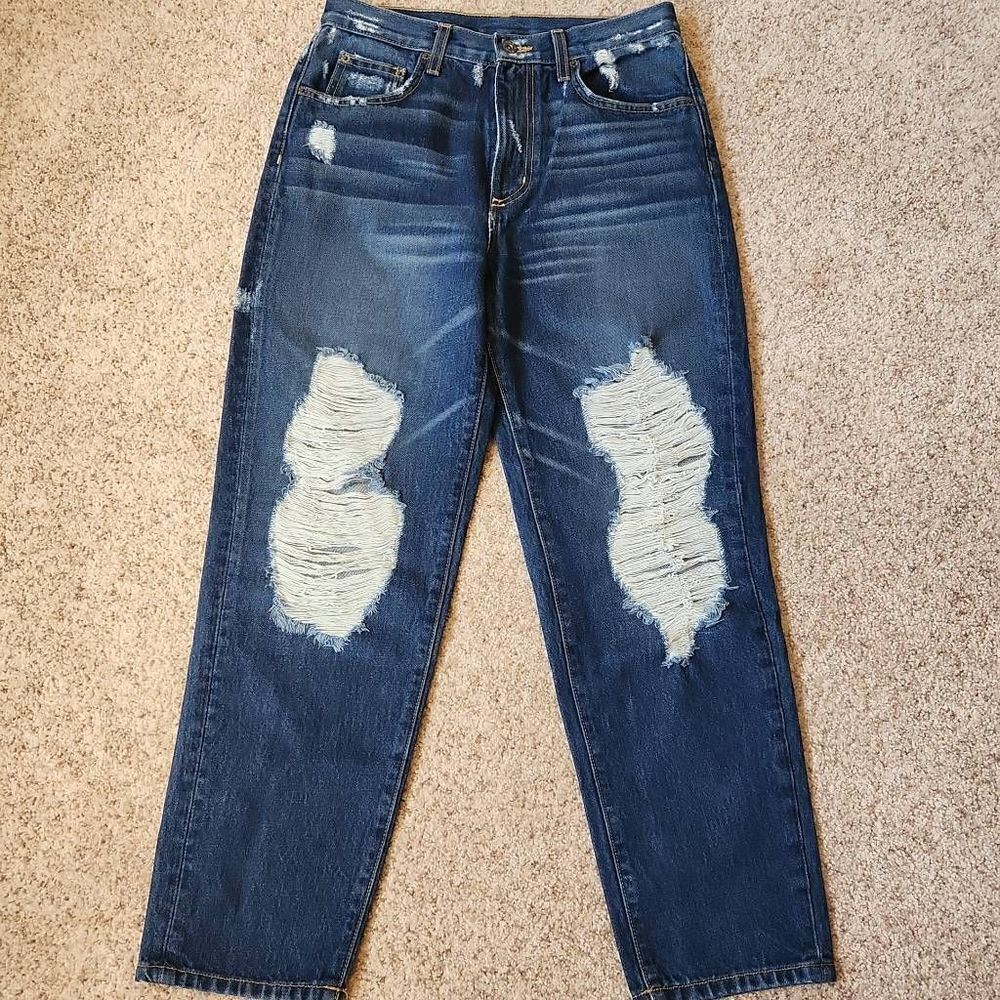 Carmar Distressed Women's Darkwash Jeans